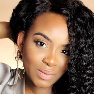 Yolanda Renee image 3