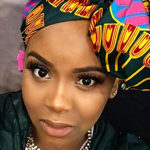 Yolanda Renee image 4