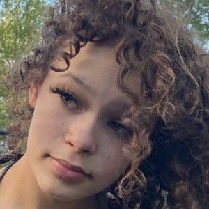 Yonna Jay, 19 (TikTok Star)