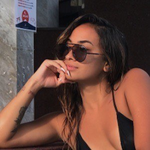 Ysabelle Capitule image 3