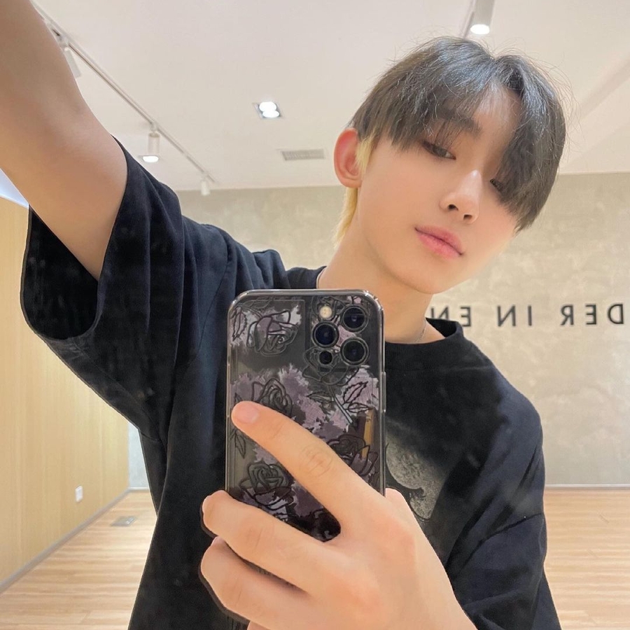 Yu Zeyu image 5