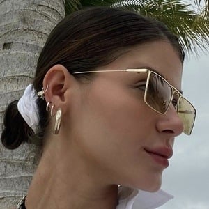 Yuliya Calister, 27 (TikTok明星)