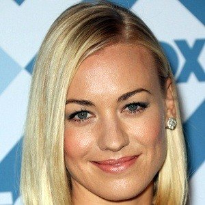 Yvonne Strahovski, 43 (電視女演員)