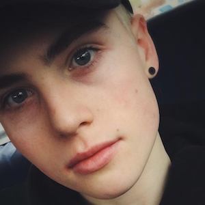 Zacc Milne, 25 (Dancer)