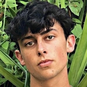 Zach Hood image 6