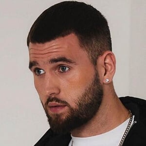 Zachariah Noble, 28 (Реальная звезда)