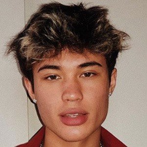 Zachary Smith, 22 (TikTok Star)