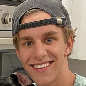 Zack Fairhurst image 4