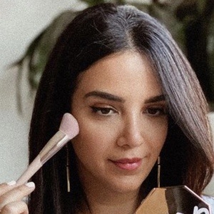 Zahra Khalil, 40 (Designer grafico)