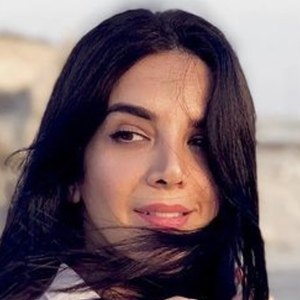 Zahra Khalil, 40 (平面设计师)