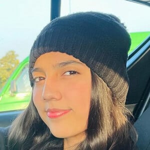 Zainab Faisal, 18 (Instagram Star)