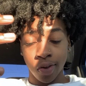 zay1n1, 21 (TikTok明星)