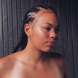 Zealand Yancy, 24 (Dancer)