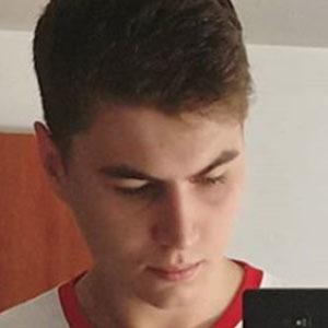 Zeltik, 28 (YouTube Star)