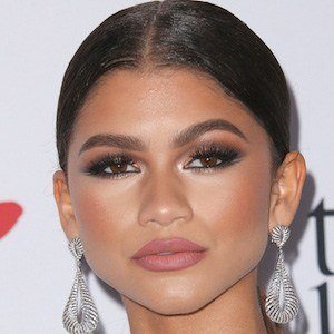 Zendaya (TV Actress) - Age, Birthday, Bio, Facts, Family, Net Worth