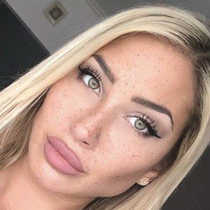 Zhara Nilsson, 31 (模特)