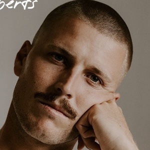 Ziggy Alberts image 8