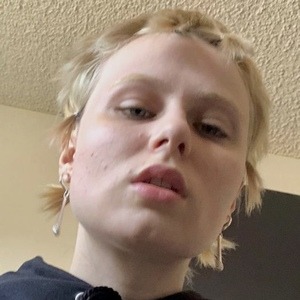 Zoe Donahoe image 6