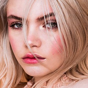 Zoe Elyse, 30 (Model)