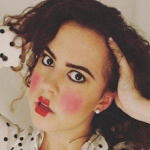 Zoe Herdt image 7