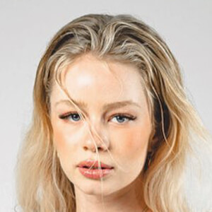 Zoe Saip image 9