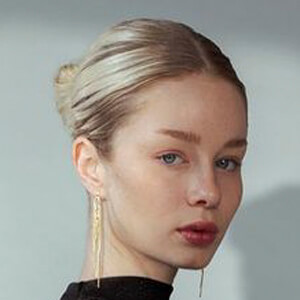 Zoe Saip image 3
