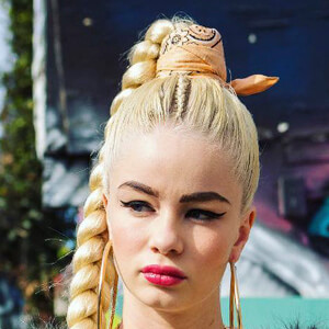 Zoe Saip image 6
