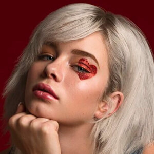 Zoe Saip image 8