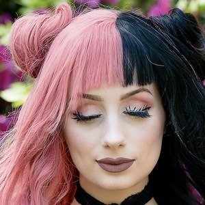 Zoie Campbell image 7