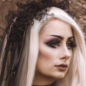 Zoie Campbell, 30 (Instagram Star)