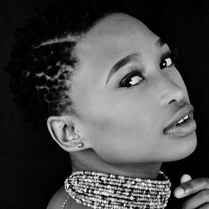 Zola Nombona, 33 (TV Actress)