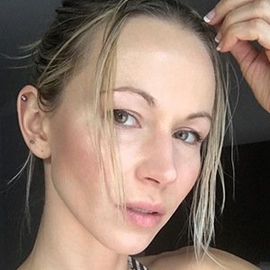 Zuzka Light, 43 (博主)