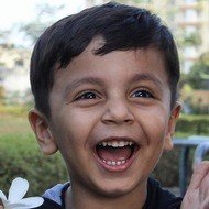 Aayu Kalra, 12 (YouTube明星)