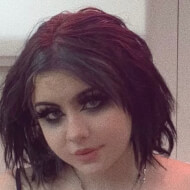 Abbi Wayment, 18 (TikTok Star)