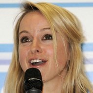 Abi Griffiths, 46 (电视节目主持人)