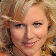 Abi Titmuss, 49 (现实之星)