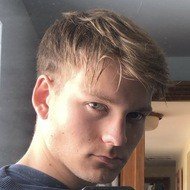 Abzlowerxd, 22 (TikTok明星)