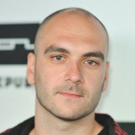 AC Slater, 45 (唱片騎師)