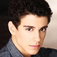 Adam Dimarco, 29 (電視演員)