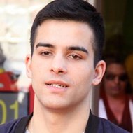 Adam Fielding, 32 (Diễn viên Opera)