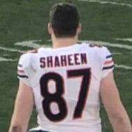 Adam Shaheen, 31 (Joueur de football)