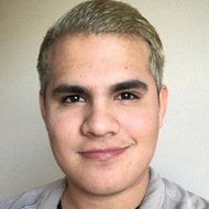 Adan Water, 29 (YouTube明星)