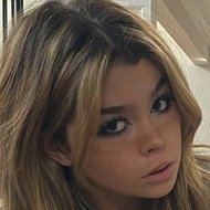 Addison Riecke, 21 (TV Actress)