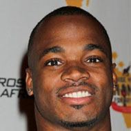 Adrian Peterson, 38 (Cầu thủ bóng bầu dục)