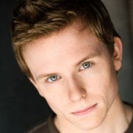 Adrian Petriw, 36 (Attore di voce)