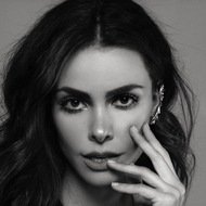 Adrienne Ferreira, 41 (模特)