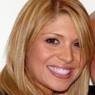 Adryana Ribeiro, 52 (世界音樂歌手)