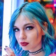 Agatha Braga, 29 (YouTube Star)