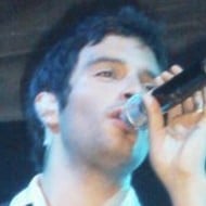 Agustín Argüello, 35 (世界音乐歌手)