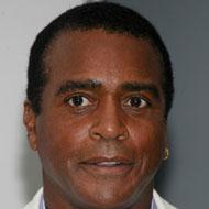 Ahmad Rashad, 74 (足球运动员)